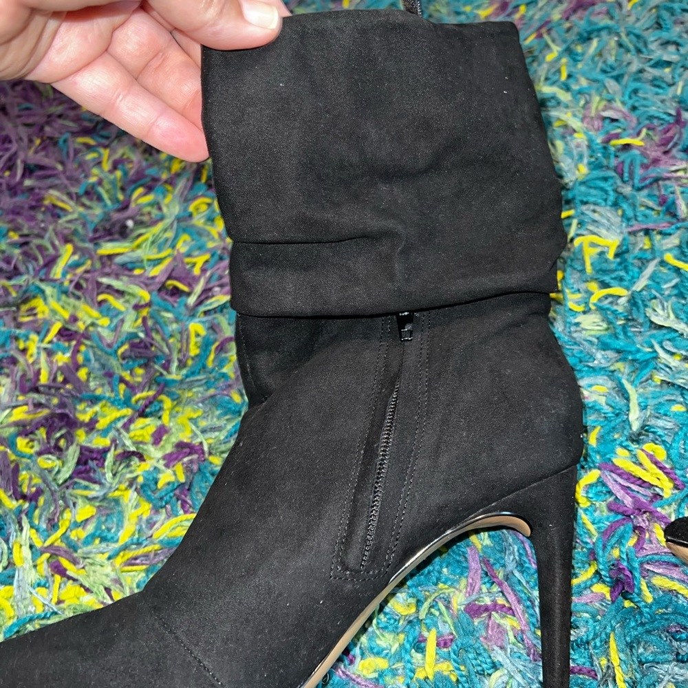 Express Boots - Picture 3 of 5